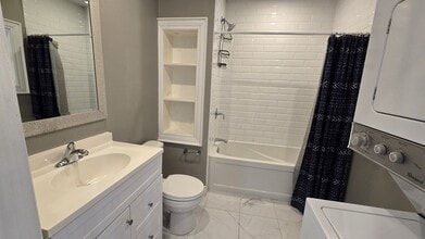 76 Burlington St E in Hamilton, ON - Building Photo - Building Photo