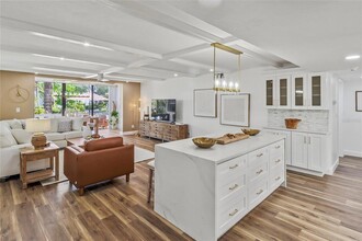 716 Bayport Way, Unit 716 in Longboat Key, FL - Building Photo - Building Photo