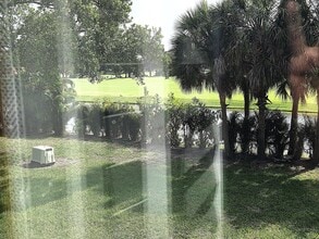 1731 Presidential Way in West Palm Beach, FL - Building Photo - Building Photo