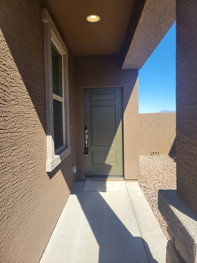 3636 E Sandoval Dr in San Tan Valley, AZ - Foto de edificio - Building Photo