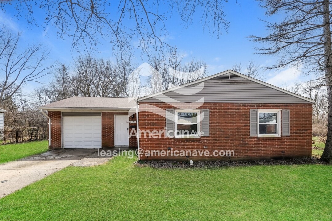 3844 Lori Sue Ave in Dayton, OH - Building Photo