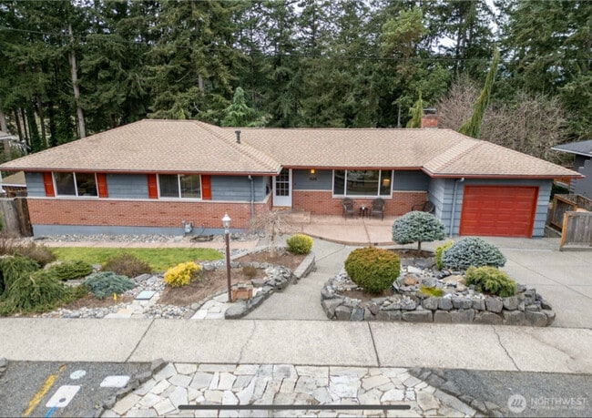 3 bedrooms For Rent in Tacoma, WA - Building Photo - Building Photo