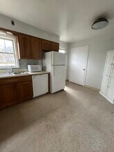 426 Mills St in Hinsdale, IL - Building Photo - Building Photo