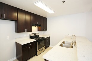 Tuscani Villas Apartments