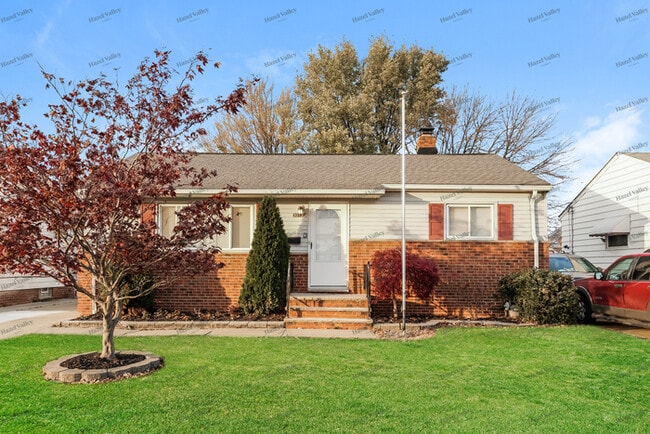 property at 30133 Forestgrove Rd