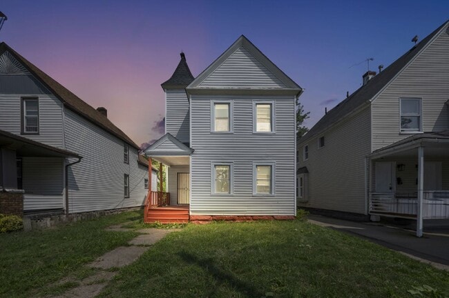 property at 3135 W 88th St