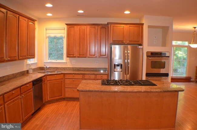 11818 Tregiovo Pl in Fort Washington, MD - Building Photo - Building Photo