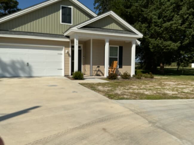 159 W 1st St in Midway, GA - Building Photo - Building Photo