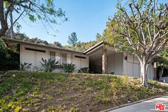 6441 Tahoe Dr in Los Angeles, CA - Building Photo - Building Photo