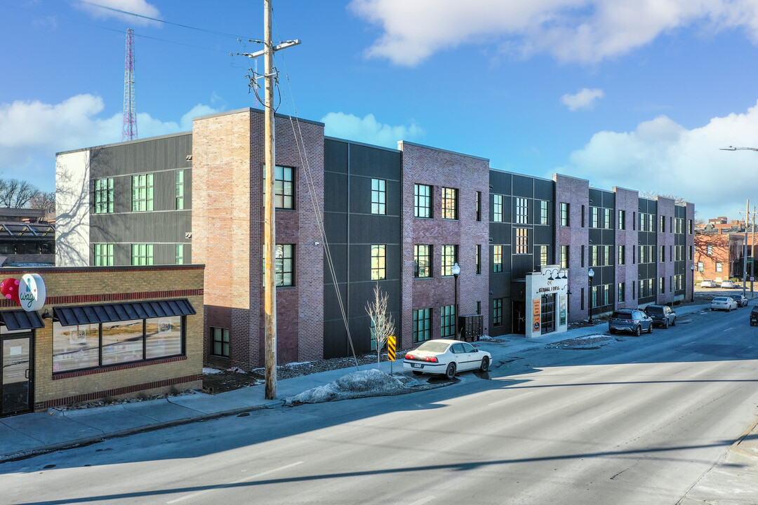 Garage Lofts in Omaha, NE - Building Photo