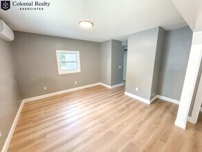6 Muldoons Ct in Waltham, MA - Building Photo - Building Photo