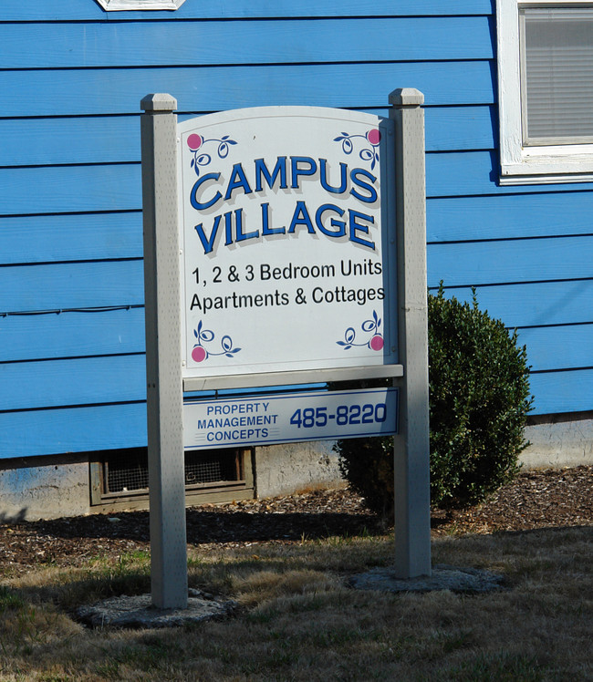 Campus Village in Eugene, OR - Foto de edificio - Building Photo