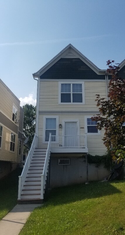 property at 3003 W 11th St