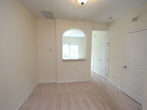 317 Hamlet Park Dr in Morrisville, NC - Foto de edificio - Building Photo