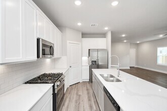 21047 Bay Vlg Dr in Cypress, TX - Building Photo - Building Photo