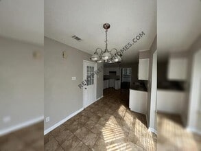 100 Hampton Cove in Jacksonville, AR - Building Photo - Building Photo