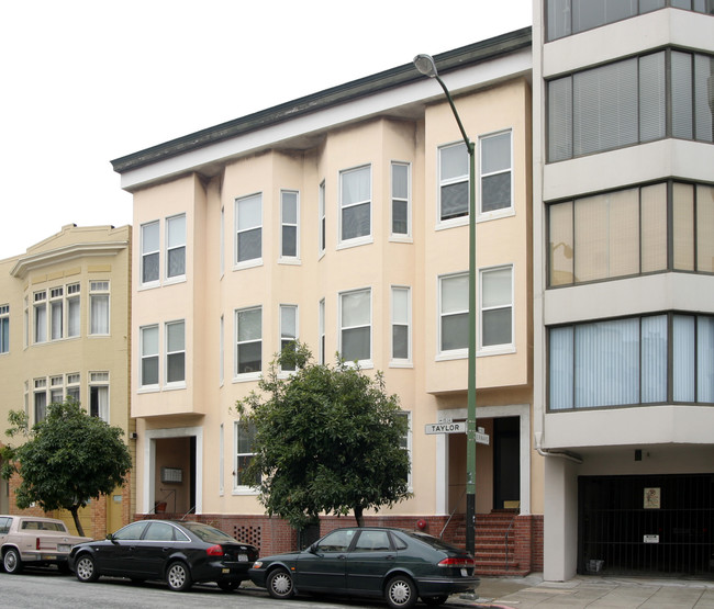 1534-1544 Taylor St in San Francisco, CA - Foto de edificio - Building Photo