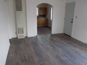 1865 Hope St in Klamath Falls, OR - Building Photo - Building Photo