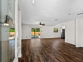 629 Bur Oak Dr in Irving, TX - Building Photo