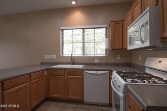 25213 N 40th Ln in Phoenix, AZ - Building Photo - Building Photo