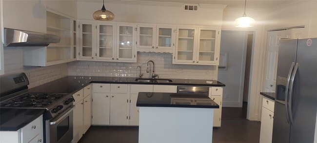 property at 4629 Cedar Oaks Ln