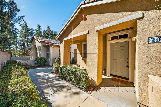 1683 Beaver Creek in Beaumont, CA - Building Photo - Building Photo