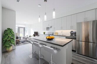 196 Exbury Rd in Toronto, ON - Building Photo - Building Photo