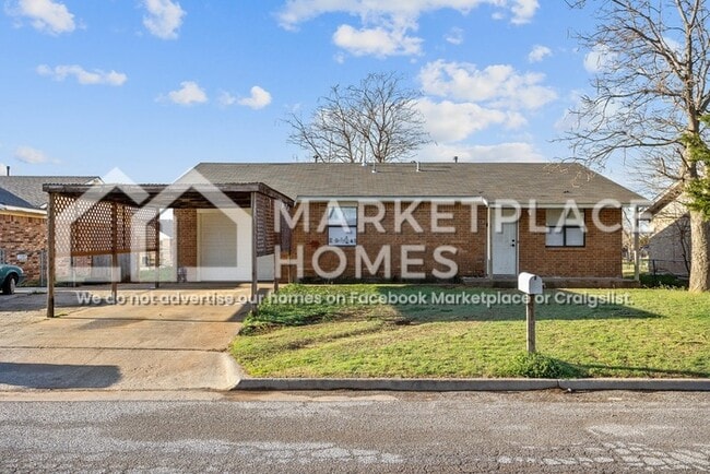 property at 404 E Texas Dr