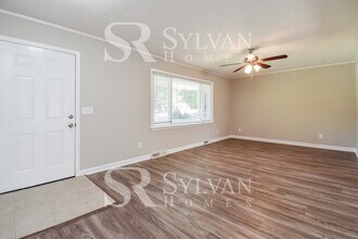 6137 Indian Creek Cir SW in Covington, GA - Building Photo - Building Photo