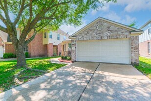 15527 Fir Woods Ln in Cypress, TX - Building Photo