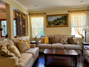 13652 Perry Ann Cir in Corona, CA - Foto de edificio - Building Photo