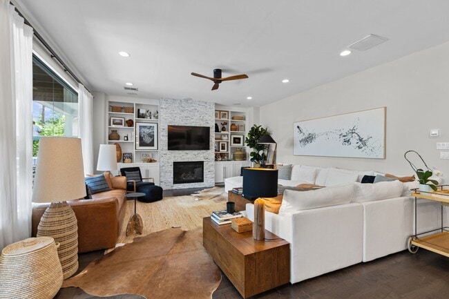 property at 2518 Southgate Blvd