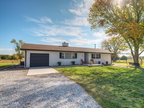 4295 State Line Rd in Joplin, MO - Building Photo - Building Photo