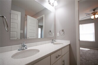 4110 W Sardinia Way in Fayetteville, AR - Building Photo - Building Photo