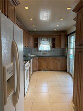 84-36-84252 252nd St in Queens, NY - Building Photo - Building Photo