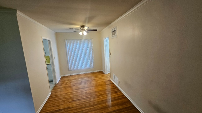 4221 Los Feliz Blvd