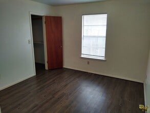 622 Mill St in San Marcos, TX - Building Photo - Building Photo