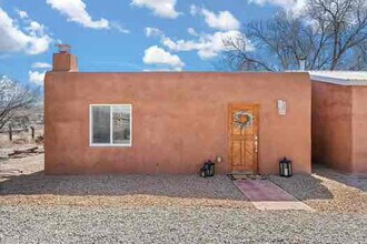 30 La Puebla Rd in Espanola, NM - Building Photo - Building Photo