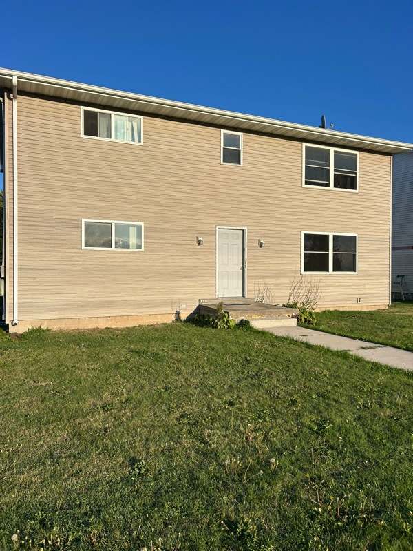1639 Johnston Dr