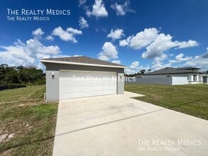 15688 SW 37th Ave in Ocala, FL - Building Photo - Building Photo