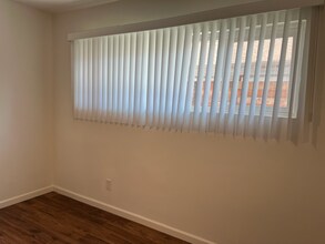 550 N Serrano Ave, Unit 1 in Los Angeles, CA - Foto de edificio - Building Photo