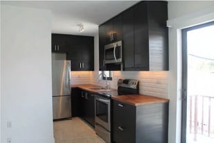 1960 SW 27th Ave, Unit 3 in Miami, FL - Building Photo