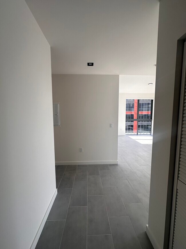 3026 NW 1st Ave, Unit 1101 in Miami, FL - Building Photo - Building Photo
