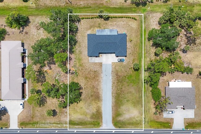 property at 255 Rotonda Blvd W