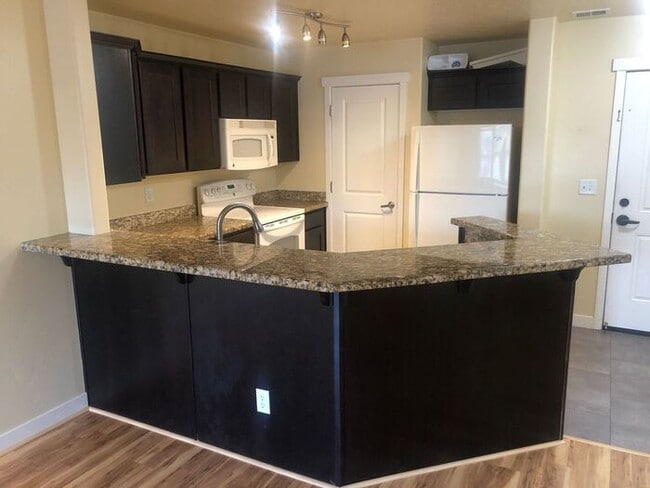 4276 S Main St in Murray, UT - Building Photo - Building Photo