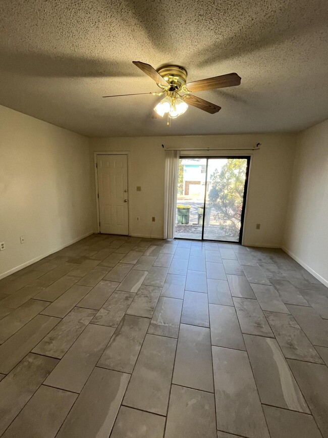 165 Scottwood Dr SE in Fort Walton Beach, FL - Building Photo - Building Photo
