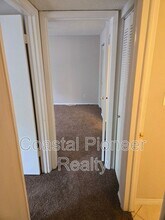 7511 Pitch Pine Cir in Tampa, FL - Building Photo - Building Photo