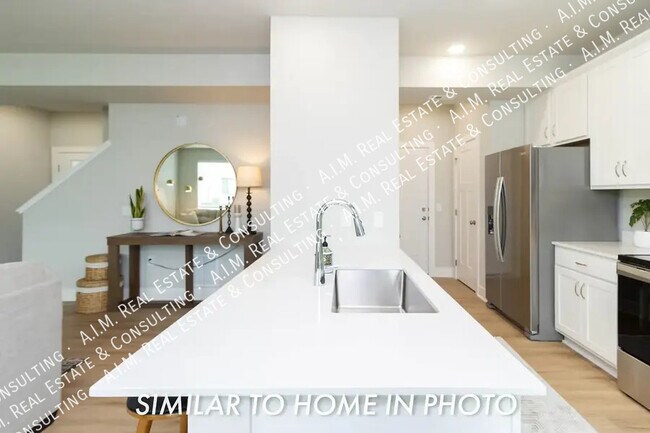 217 NE Crossing Oaks Ln in Ankeny, IA - Building Photo - Building Photo