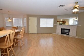 2717 Beaver Creek Ct in Las Vegas, NV - Building Photo - Building Photo