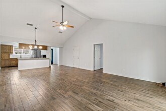 12015 Pompton Dr in Houston, TX - Building Photo - Building Photo